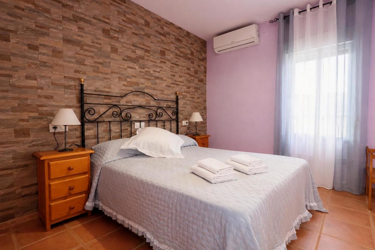 Habitación doble con salida a terraza Casa Rural La Morada de Corbiche